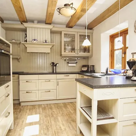 Komfortables Haus Mit Kamin, Sauna, Garten Und Terrasse - Windhuus Wiek auf Ruegen